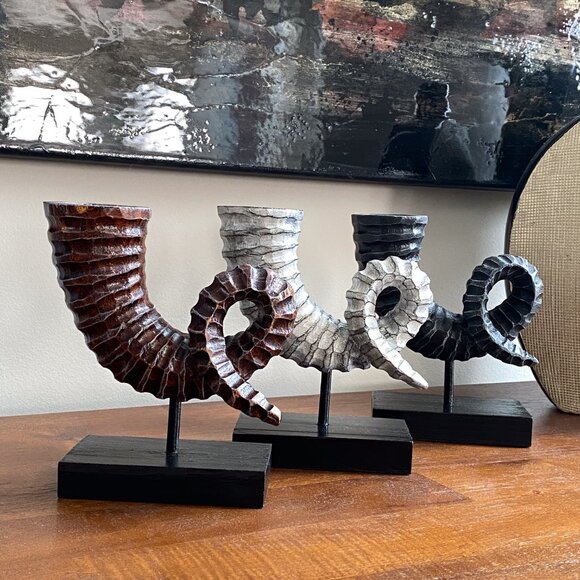 Handmade Black Wooden Spiral Horn - Viking / Skyrim Style - Picture 4 of 9